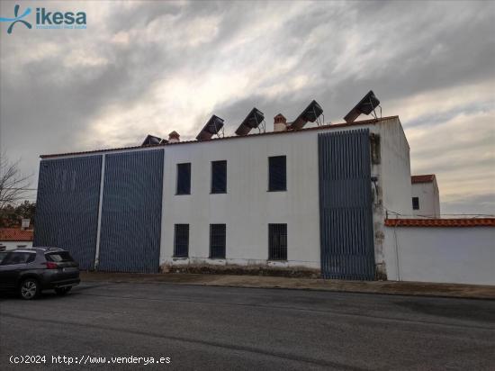 Venta de Edificio con 9 Apartamentos en construcción (WIP) - Jerez de los Caballeros (Badajoz) - BA