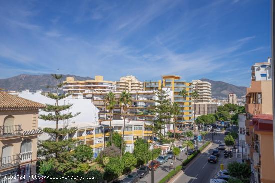  PISO EN PLENO CENTRO DE FUENGIROLA CERCA DE ESTACIÓN DE TREN Y DE AUTOBUSES - MALAGA 