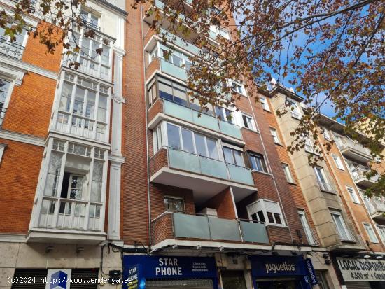 PISO EN VENTA EN PASEO ZORILLA, VALLADOLID, zona Campo Grande - VALLADOLID