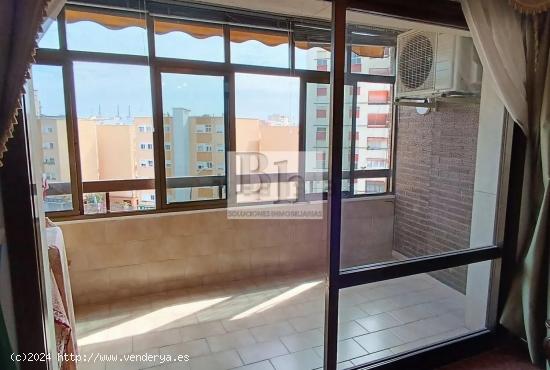 Blanhogar vende espectacular piso en calle Marqués de Valdeflores. - MALAGA