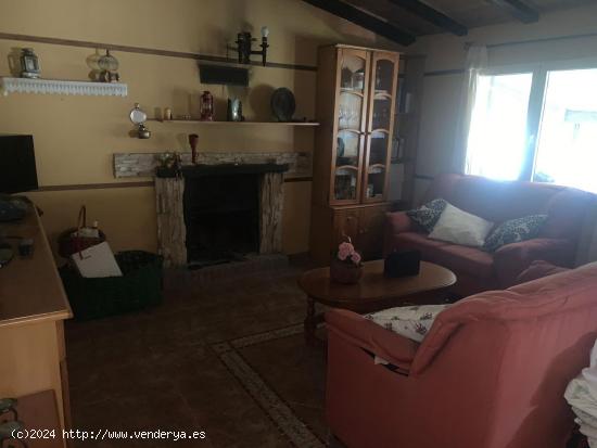 Casa con piscina y parcela con Cerezos en el Valle del Jerte - CACERES