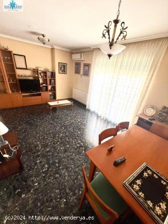 SE VENDE APARTAMENTO GARAJE INCLUIDO - ZONA CARRETAS - ALBACETE