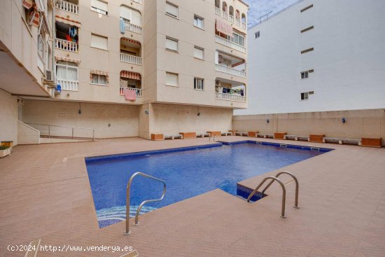  Apartamento en venta en Torrevieja (Alicante) 