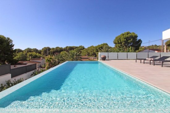 Villa en venta en Moraira (Alicante)