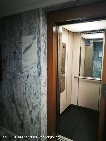 APARTAMENTO SIN MUEBLES EN ALQUILER CALLE SAN ISIDRO JUNTO CORTE INGLÉS - BADAJOZ