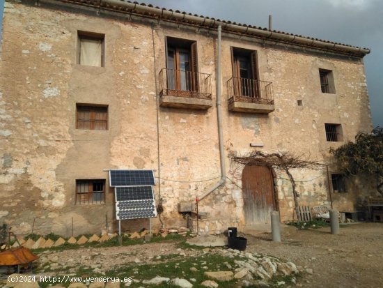 Finca en venta en Tivissa (Tarragona)