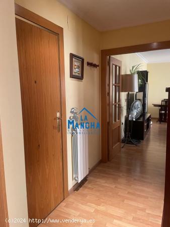 INMOBILIARIA LA MANCHA VENDE APARTAMENTO EN EL CENTRO DE ALBACETE. - ALBACETE