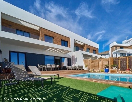 Villa en venta en Finestrat (Alicante)