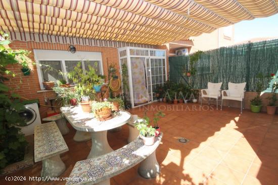 Chalet Adosado de 3 plantas  con Terraza y Amplia Buhardilla en Numancia de la Sagra-TOLEDO - TOLEDO