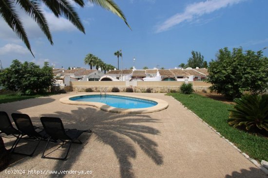 Villa en venta en Els Poblets (Alicante)