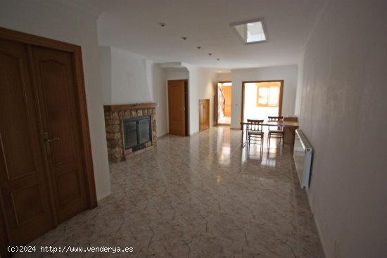 Finca en venta en Orba (Alicante)