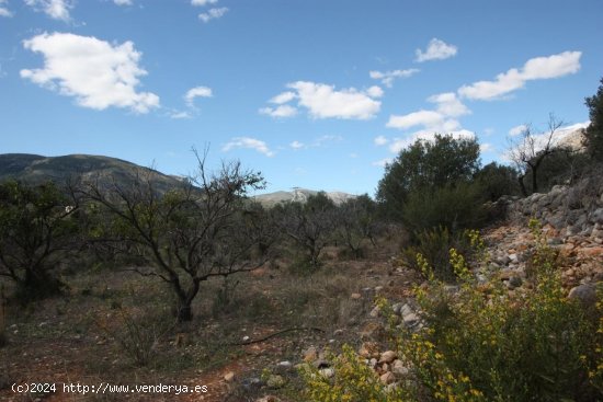 Parcela en venta en Murla (Alicante)