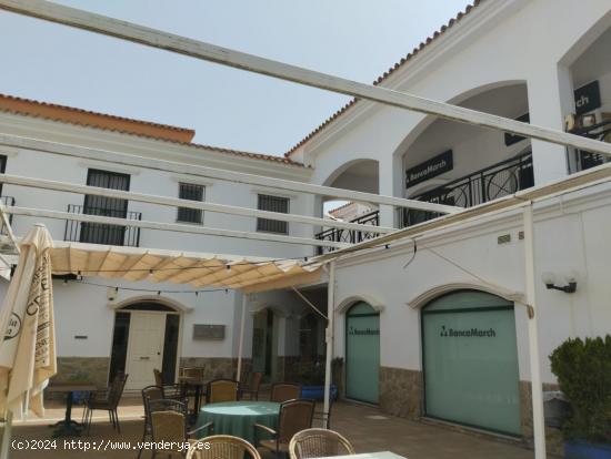 SE VENDE LOCAL COMERCIAL EN NOVO SANTI PETRI - CADIZ