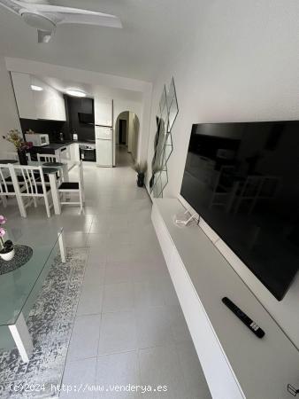 Apartamento con licencia turistica solo 120m al mar - ALICANTE