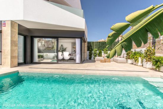 Preciosa villa en residencial Le Mans - ALICANTE