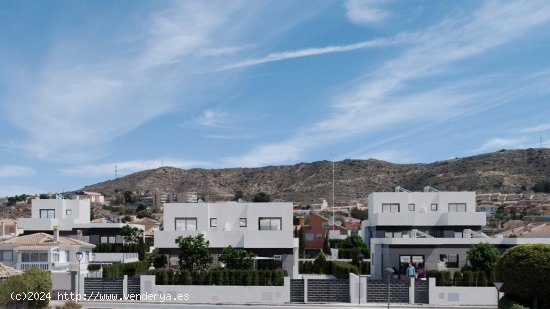 Villa en venta en Busot (Alicante)