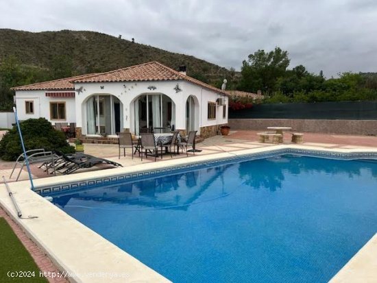  Villa en venta en Zarra (Valencia) 