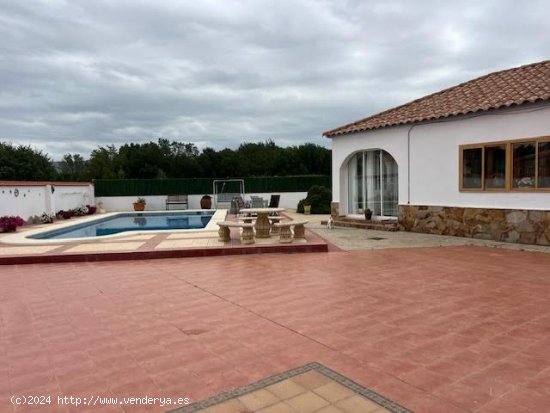 Villa en venta en Zarra (Valencia)