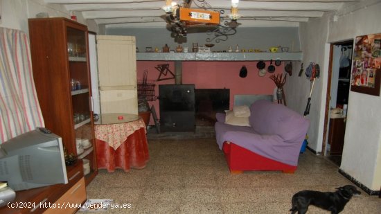 Casa en venta en Alpera (Albacete)