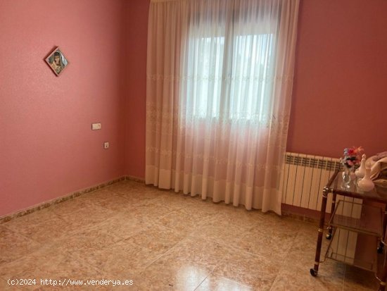 Casa en venta en Zarra (Valencia)