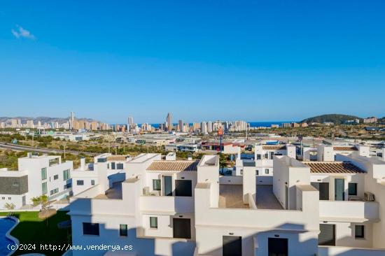  BUNGALO EN ALQUILER LARGA TEMPORADA EN FINESTRAT - ALICANTE 