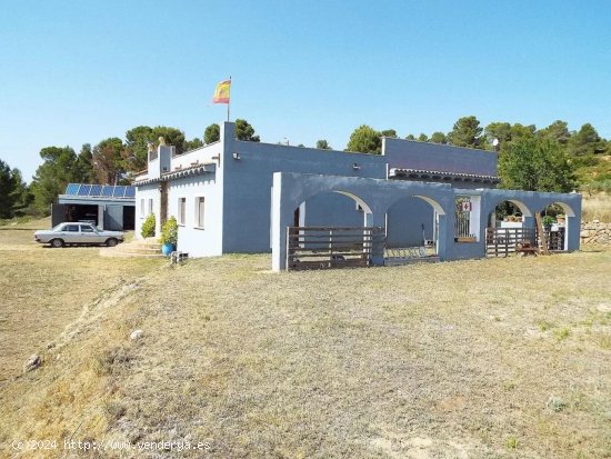 Finca en venta en Ayora (Valencia)