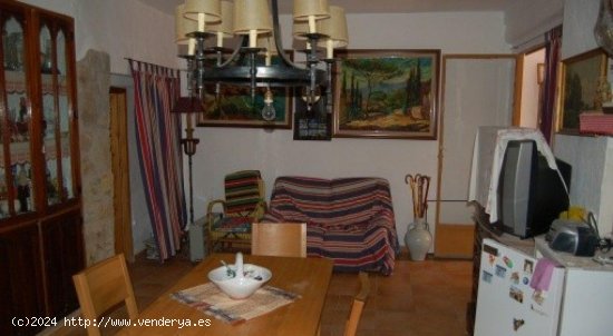 Casa en venta en Teresa de Cofrentes (Valencia)