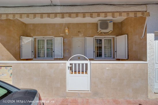 Bungalow en venta en Torrevieja (Alicante)