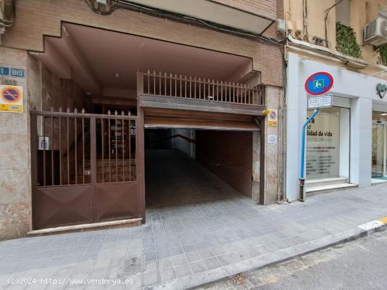  Venta plaza de garaje con trastero en el centro de Alicante - ALICANTE 