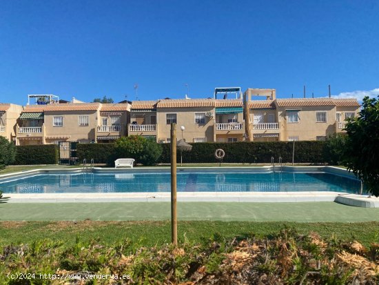 Bungalow en venta en Torrevieja (Alicante)