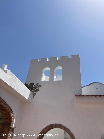 Finca en venta en Estepona (Málaga)