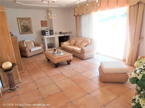 Villa en venta en Orihuela (Alicante)