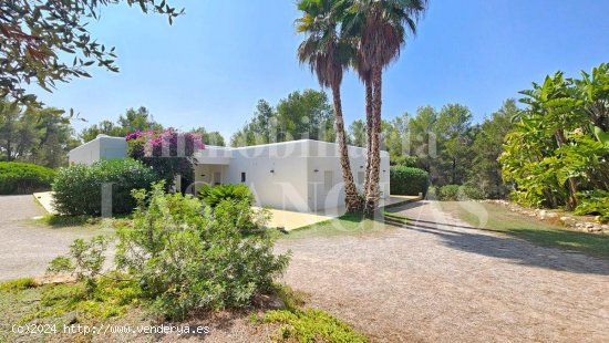 Villa en venta en Santa Eulalia del Río (Baleares)