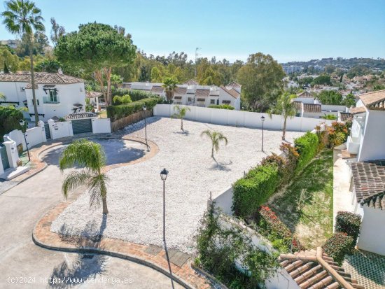 Parcela en venta en Marbella (Málaga)