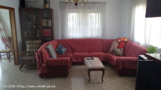 Villa en venta en Alhaurín de la Torre (Málaga)