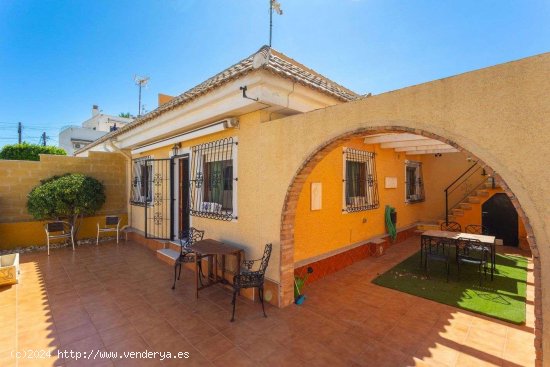 Villa en venta en Los Alcázares (Murcia)