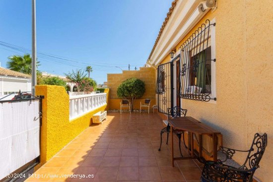 Villa en venta en Los Alcázares (Murcia)