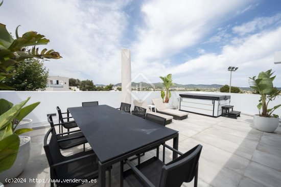 Casa en venta en Santa Eulalia del Río (Baleares)