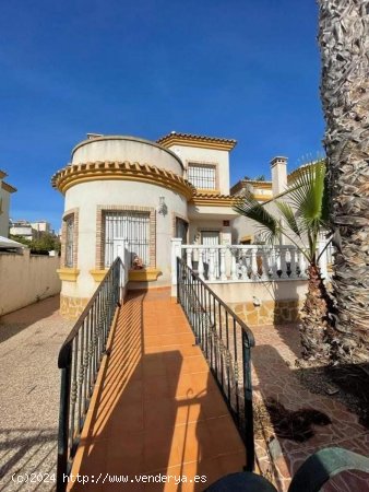  Villa en venta en Guardamar del Segura (Alicante) 