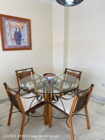 Apartamento en alquiler en Estepona (Málaga)