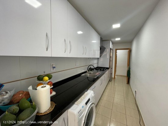 Piso en venta en Santa Lucía de Tirajana (Las Palmas)