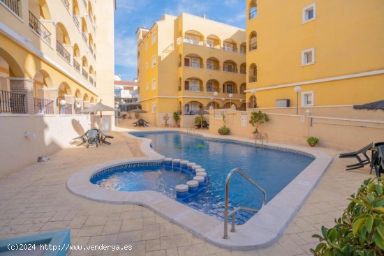 Apartamento en venta en Algorfa (Alicante)