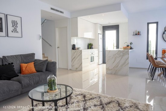 Villa en venta en Ciudad Quesada (Alicante)