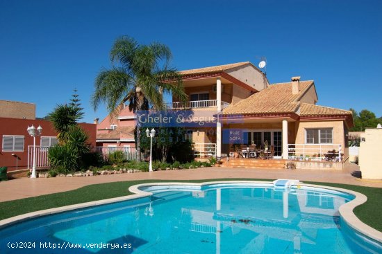 Chalet en venta en Albalat dels Tarongers (Valencia)