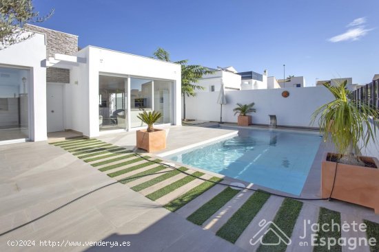 Villa en venta en Fortuna (Murcia)