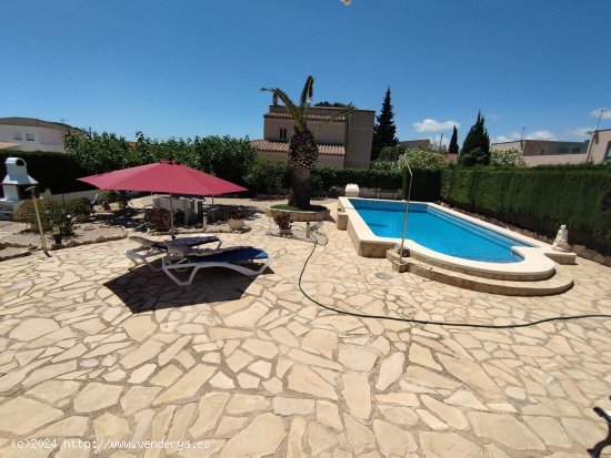 Villa en venta en L Ametlla de Mar (Tarragona)