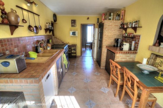 Villa en venta en Benajarafe (Málaga)