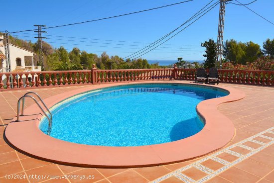 Villa en venta en Dénia (Alicante)