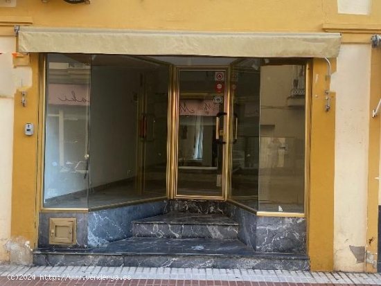 Local en venta en Benalmádena (Málaga)