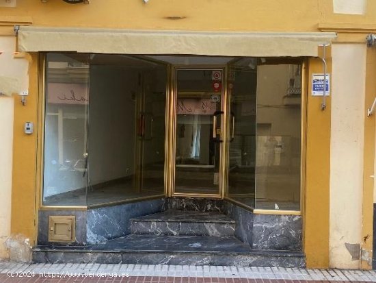 Local en venta en Benalmádena (Málaga)